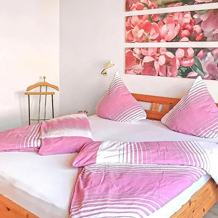 2 Bedroom Cozy In Silz Silz (Mecklenburg-Vorpommern)